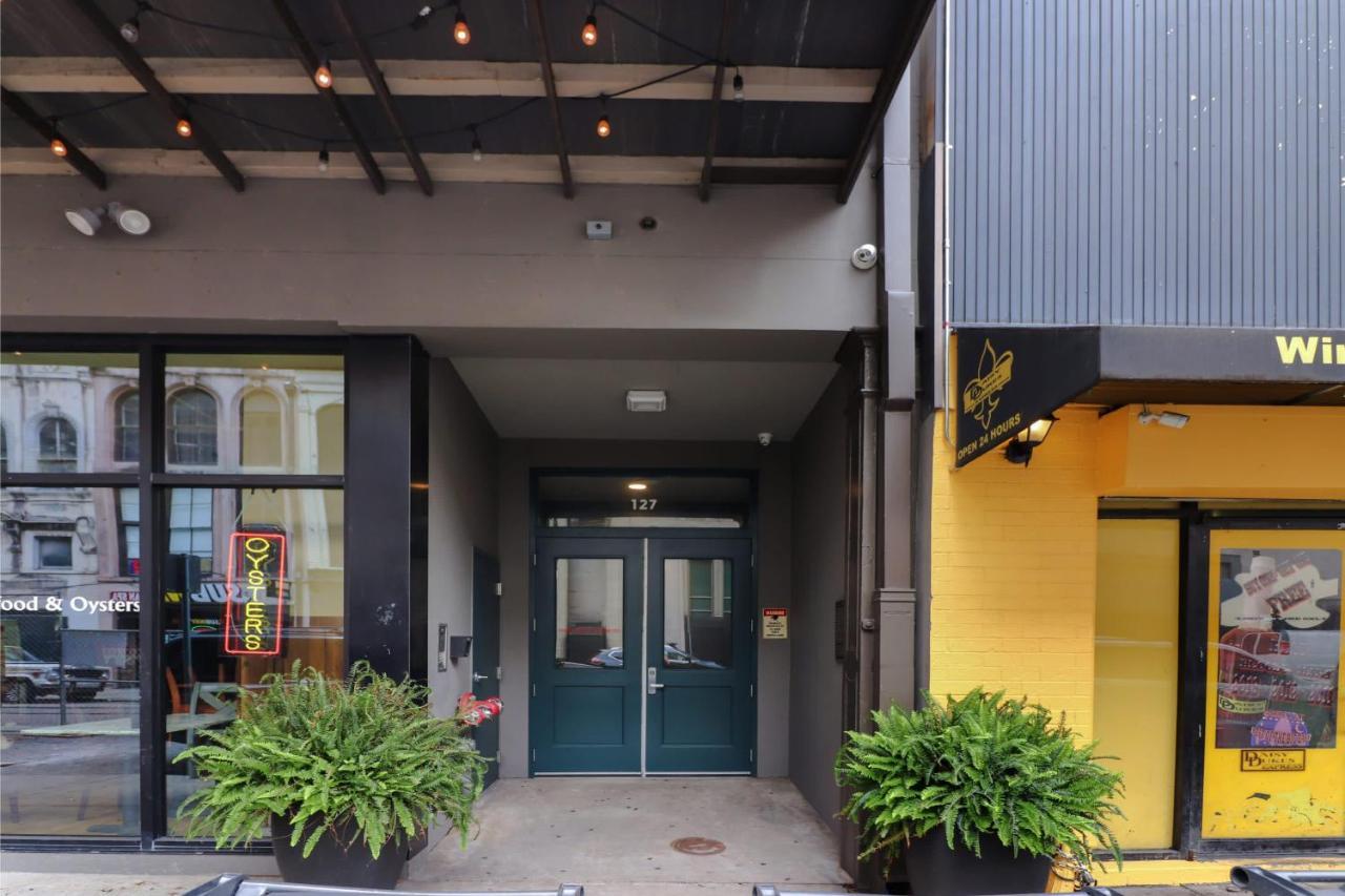 Roami At Bourbon Place New Orleans Exterior photo