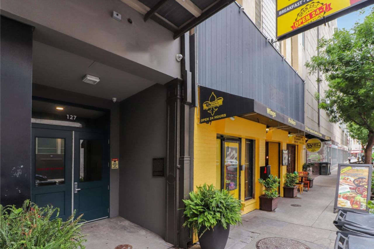 Roami At Bourbon Place New Orleans Exterior photo