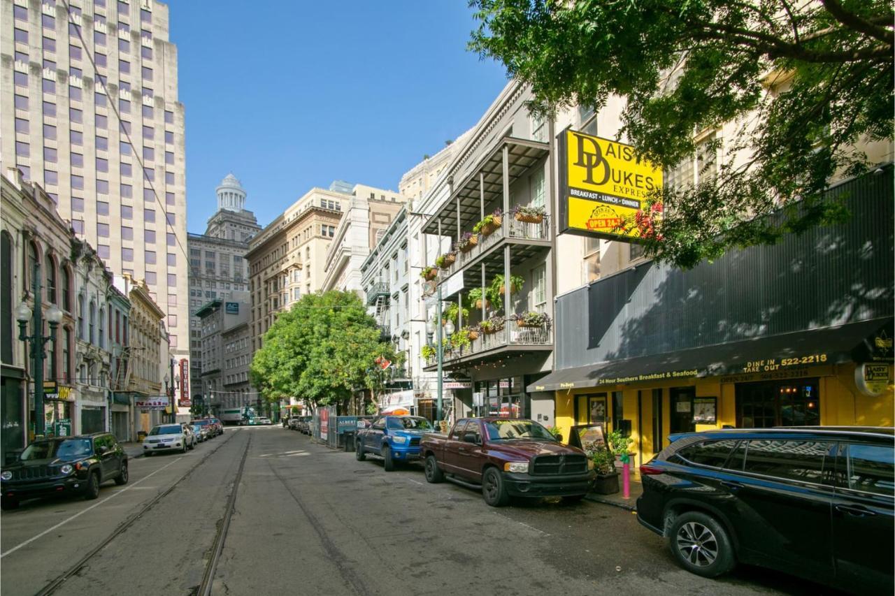 Roami At Bourbon Place New Orleans Exterior photo